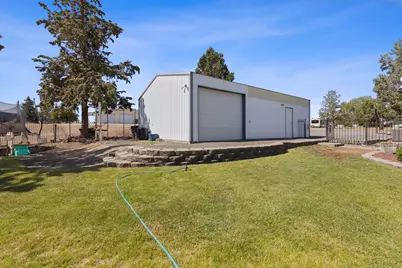 605 SE Kinkade Road, Madras, OR 97741 - Photo 28