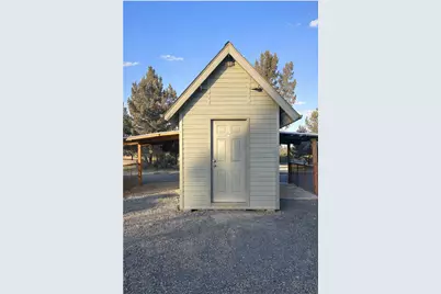 7121 SW Forest Park Road, Culver, OR 97734 - Photo 4