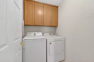 754 Fernwood Dr, Medford, OR 97504 - Photo 22