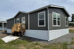 1 Corral Ln, Ashland, OR 97520 - Photo 2