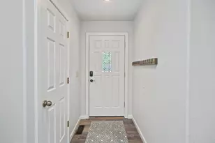 900 Shadow Hills Dr, Grants Pass, OR 97526 - Photo 14