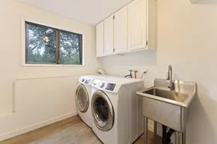 19815 Nugget Ave, Bend, OR 97702 - Photo 24