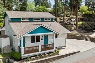 1242 SW Silver Lake Blvd, Bend, OR 97702 - Photo 2