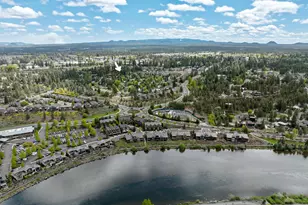 1242 SW Silver Lake Blvd, Bend, OR 97702 - Photo 4