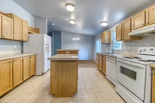 52084 Red Pine, La Pine, OR 97739 - Photo 10