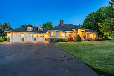 5719 Jerome Prairie Road, Grants Pass, OR 97527 - Photo 2