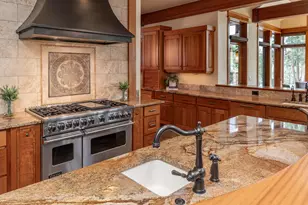 18883 Sutherland Ct, Bend, OR 97702 - Photo 12