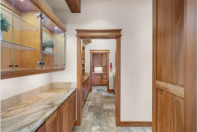 18883 Sutherland Court, Bend, OR 97702 - Photo 14