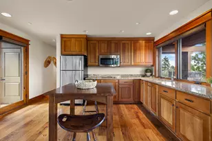 18883 Sutherland Ct, Bend, OR 97702 - Photo 46