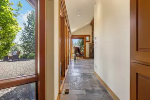 18883 Sutherland Ct, Bend, OR 97702 - Photo 22