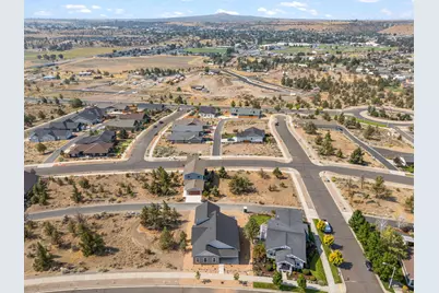 420 SE Manzanita Drive, Madras, OR 97741 - Photo 34