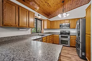 11744 Galice Rd, Merlin, OR 97532 - Photo 36