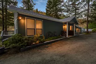 11744 Galice Rd, Merlin, OR 97532 - Photo 6