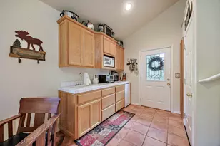 191 Spring Mountain Rd, Grants Pass, OR 97526 - Photo 54