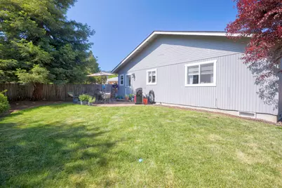 539 James Street, Talent, OR 97540 - Photo 26