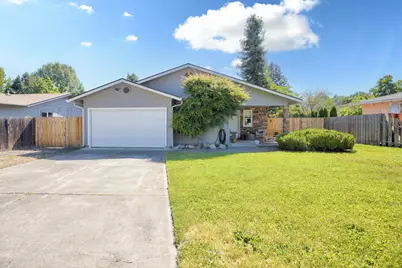 539 James Street, Talent, OR 97540 - Photo 4