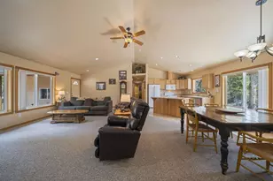 53530 Bridge Dr, La Pine, OR 97739 - Photo 10