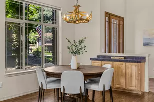 19571 SW Simpson Ave, Bend, OR 97702 - Photo 6