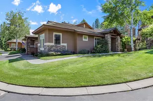 19571 SW Simpson Ave, Bend, OR 97702 - Photo 42