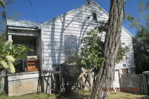 704 Fulton St, Klamath Falls, OR 97601 - Photo 2