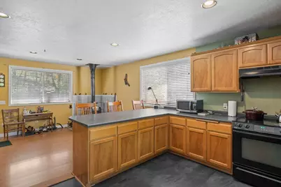 6041 Sterling Creek Road, Jacksonville, OR 97530 - Photo 32