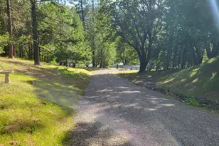 6041 Sterling Creek Rd, Jacksonville, OR 97530 - Photo 30