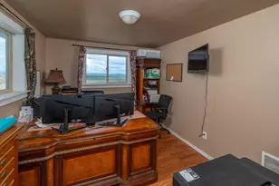 82678 Shotgun Pass Ln, Christmas Valley, OR 97641 - Photo 18