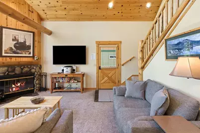 8825 Canyon Wren Court, Redmond, OR 97756 - Photo 6