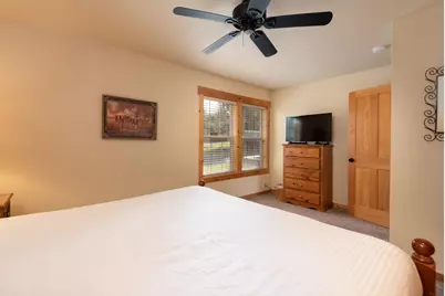 8825 Canyon Wren Court, Redmond, OR 97756 - Photo 16