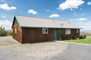 4647 SW Belmont Ln, Madras, OR 97741 - Photo 10