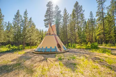 55855 Hashknife Road #18, Bend, OR 97707 - Photo 10