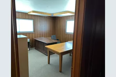 2250 NE Spalding Avenue, Grants Pass, OR 97526 - Photo 12