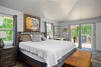 255 Queens Branch Road, Rogue River, OR 97537 - Photo 14