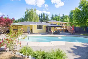 255 Queens Branch Rd, Rogue River, OR 97537 - Photo 48