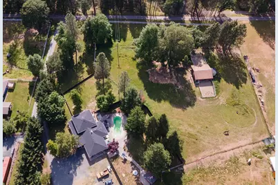 255 Queens Branch Road, Rogue River, OR 97537 - Photo 56