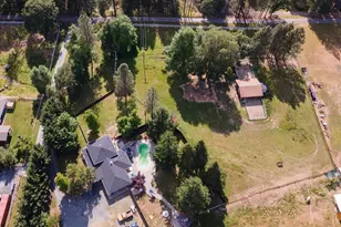 255 Queens Branch Rd, Rogue River, OR 97537 - Photo 56