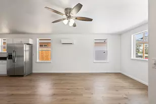 748 SW Madison St, Madras, OR 97741 - Photo 8