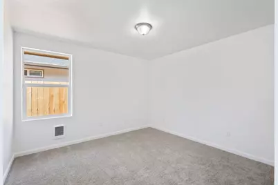 748 SW Madison Street, Madras, OR 97741 - Photo 20