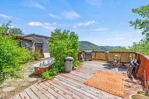 750 Hwy 227, Trail, OR 97541 - Photo 18