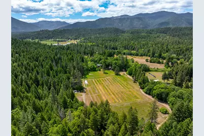 1001 Indian Creek Road, Selma, OR 97538 - Photo 46