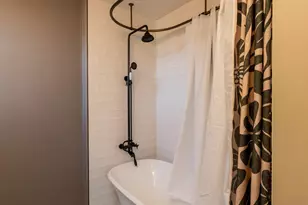 2642 NE Keats Dr, Bend, OR 97701 - Photo 22