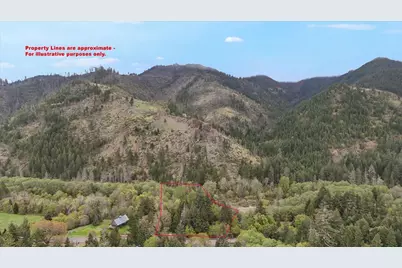 9020 Elk Creek Road, Trail, OR 97541 - Photo 32