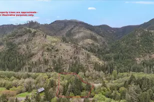 9020 Elk Creek Rd, Trail, OR 97541 - Photo 32