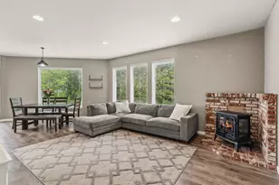 1553 Panoramic Loop, Grants Pass, OR 97527 - Photo 10