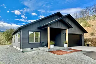 3060 Ashland Mine Rd, Ashland, OR 97520 - Photo 4