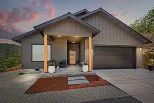 3060 Ashland Mine Rd, Ashland, OR 97520 - Photo 2