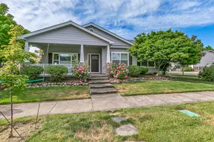 1135 Shake Dr, Central Point, OR 97502 - Photo 4