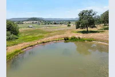 510 Chateau Drive, Eagle Point, OR 97524 - Photo 8