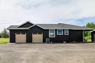 62705 Hamby Rd, Bend, OR 97701 - Photo 36