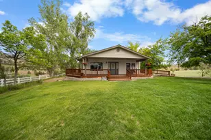 33817 Gage Rd, Mitchell, OR 97750 - Photo 12